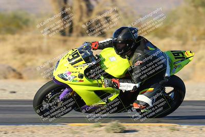 media/Dec-07-2024-CVMA (Sat) [[21c5f1ef85]]/Race 11-Amateur Supersport Open/